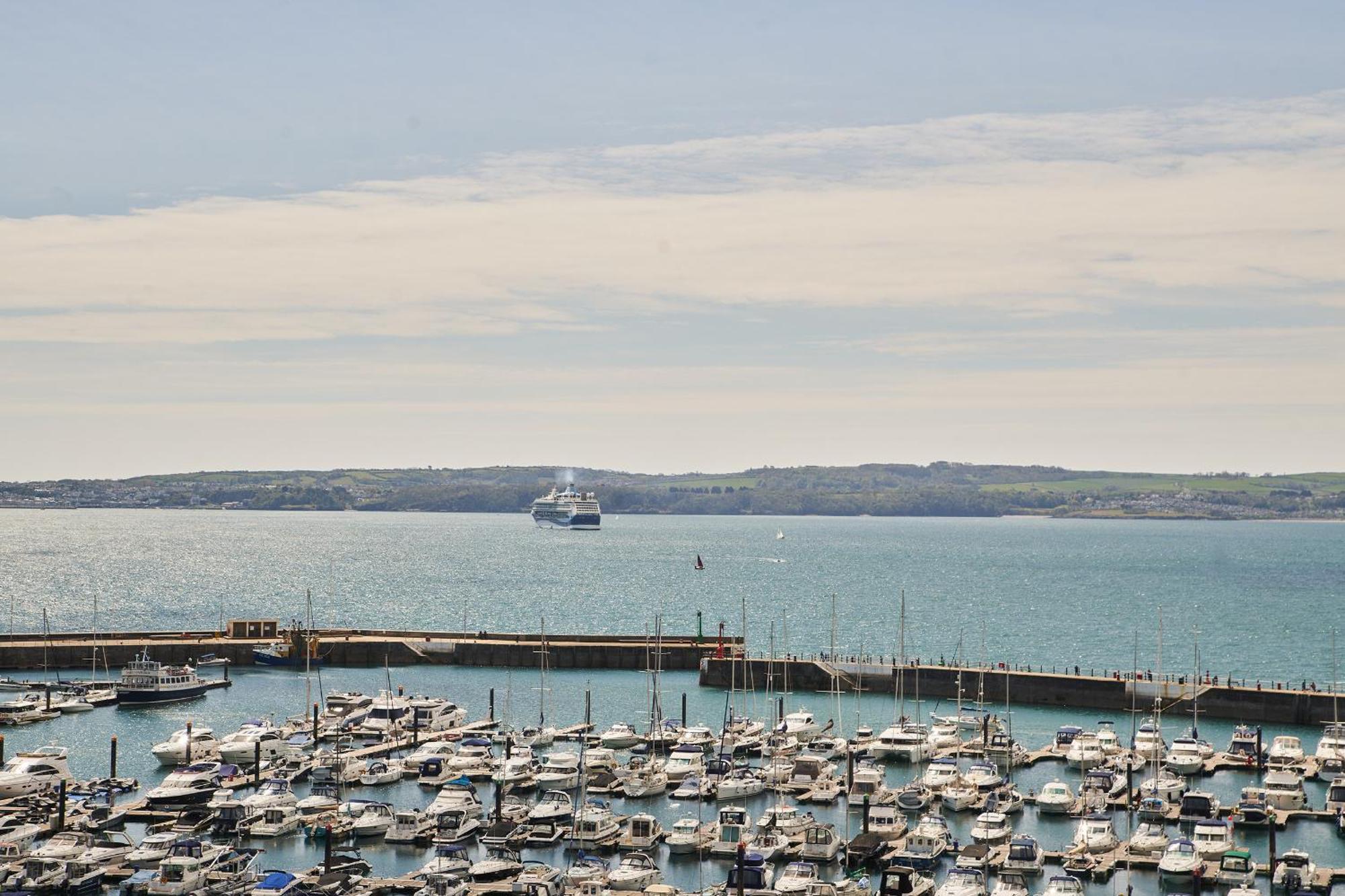 Sovereign House - Close To Harbour With Parking Torquay Extérieur photo