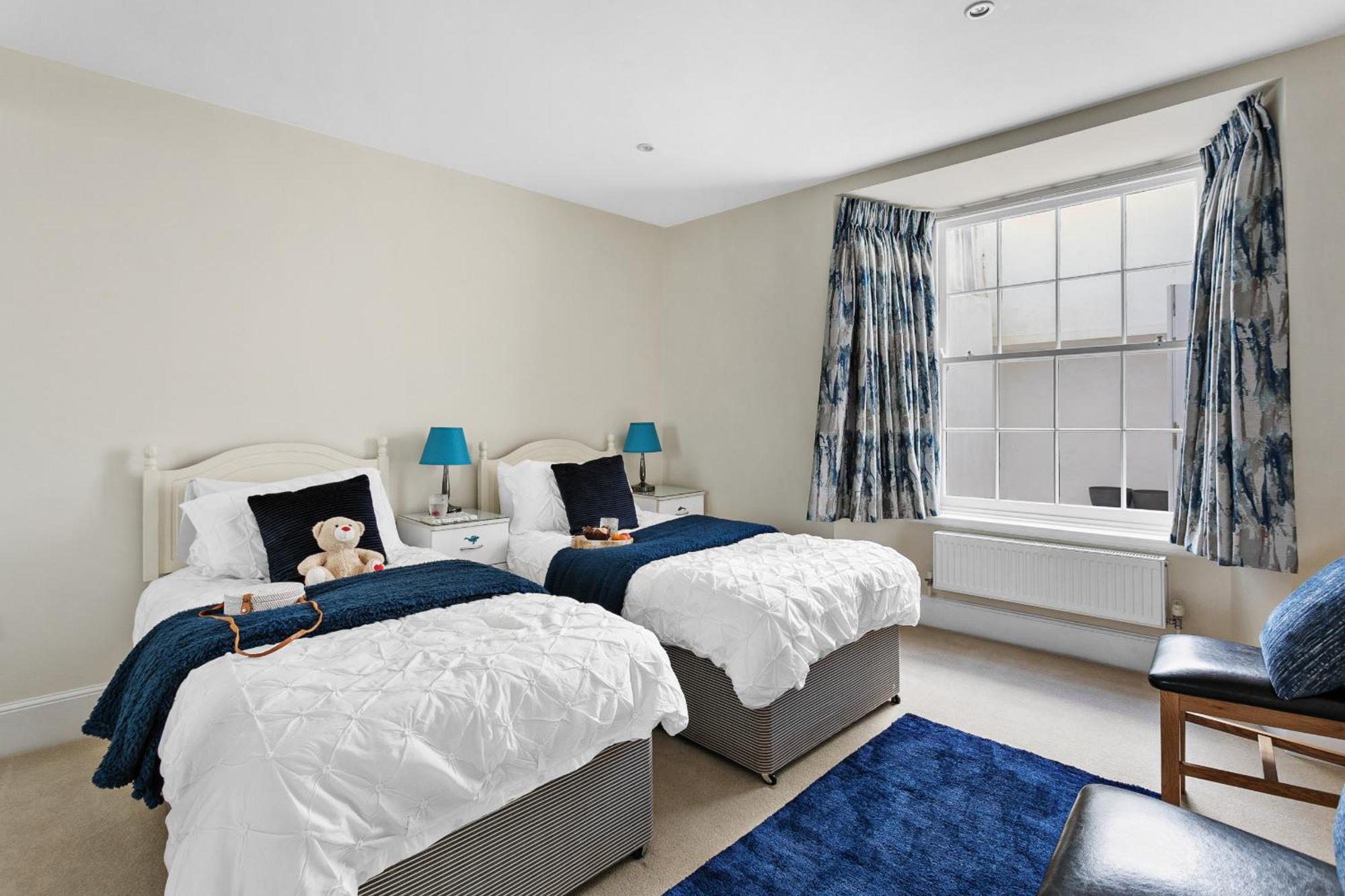 Sovereign House - Close To Harbour With Parking Torquay Extérieur photo