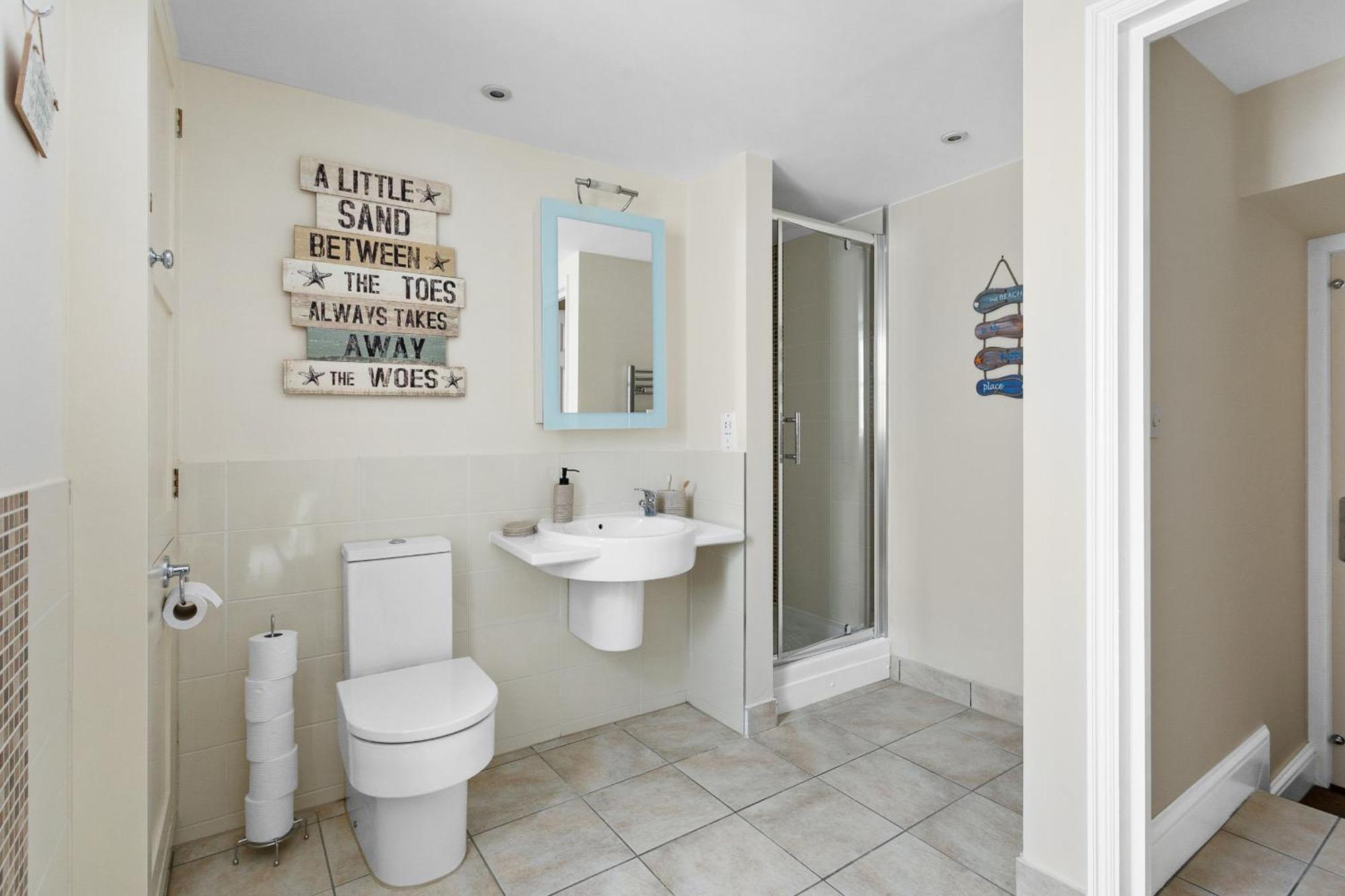 Sovereign House - Close To Harbour With Parking Torquay Extérieur photo