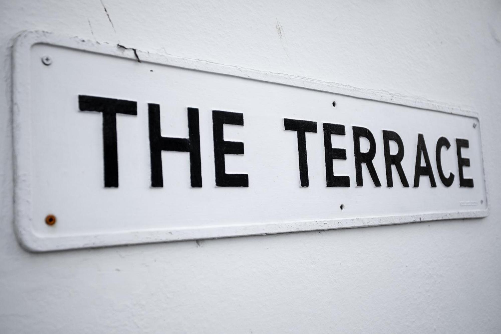 Sovereign House - Close To Harbour With Parking Torquay Extérieur photo