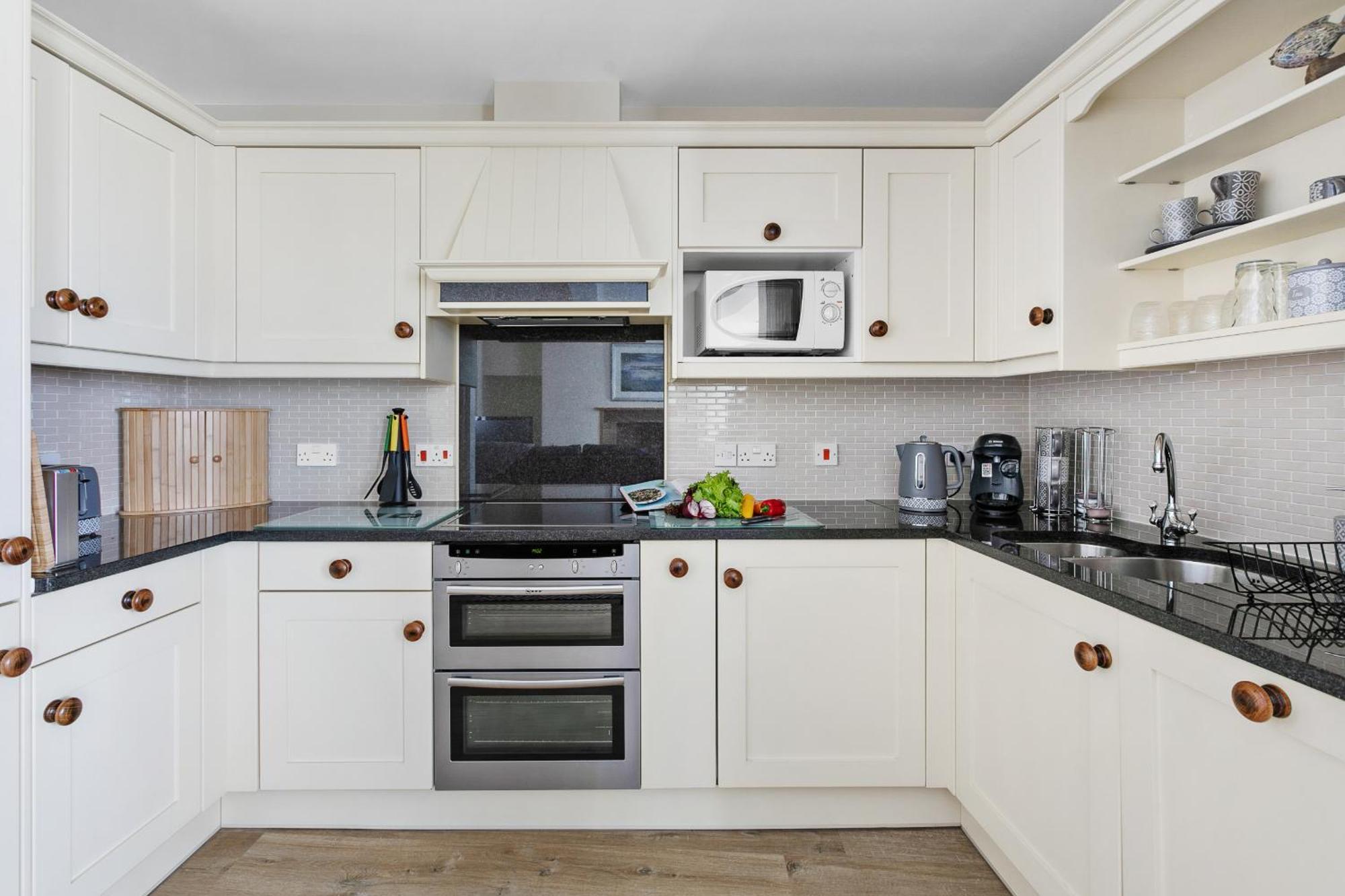 Sovereign House - Close To Harbour With Parking Torquay Extérieur photo